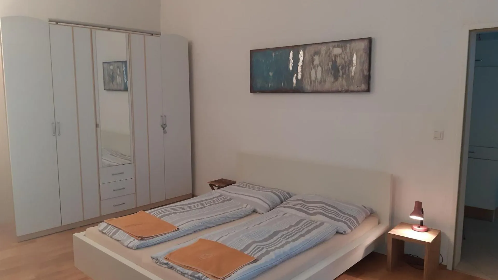 Apartment Dahlia Vienna Austria