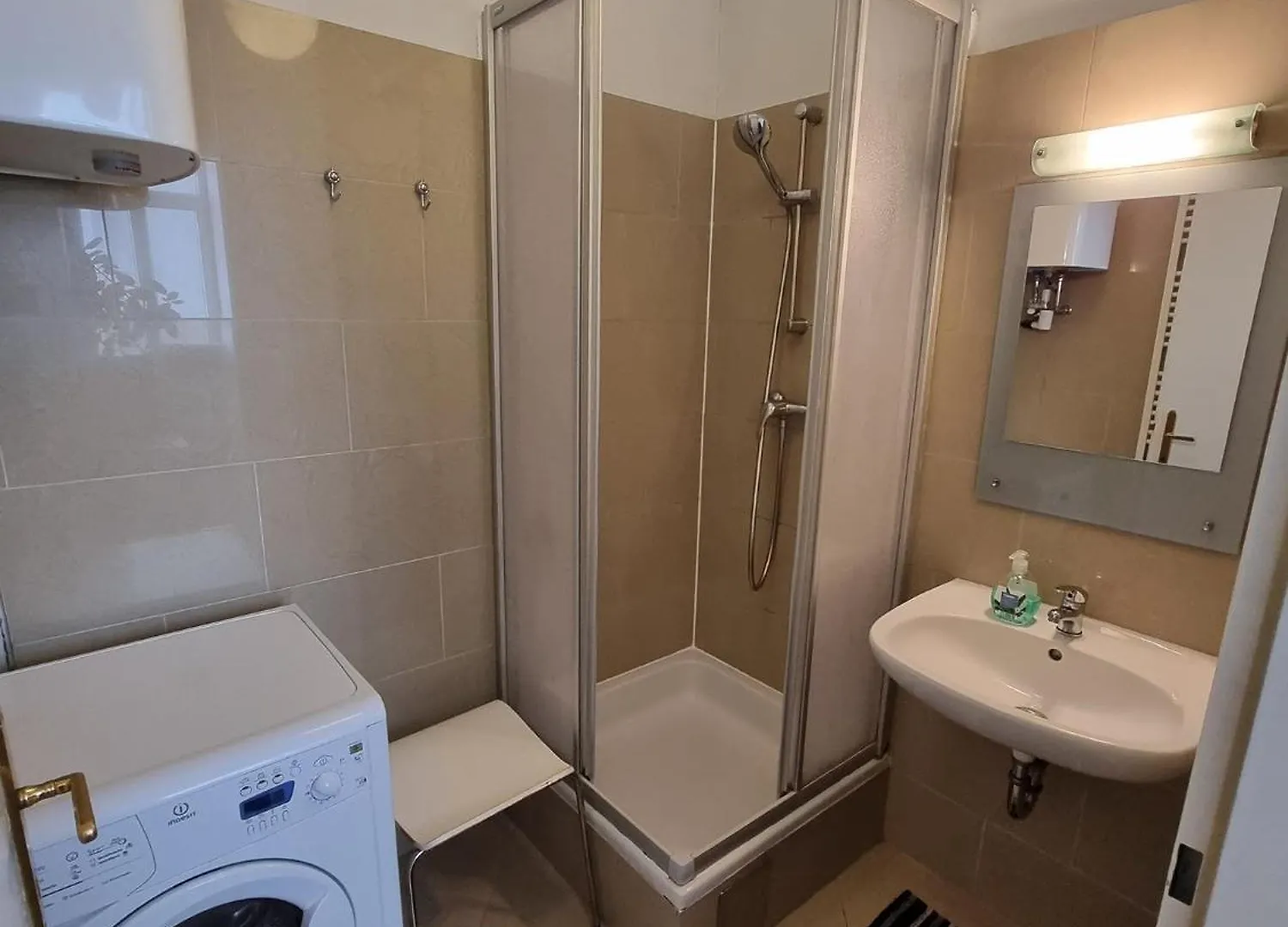 Apartment Dahlia Viena